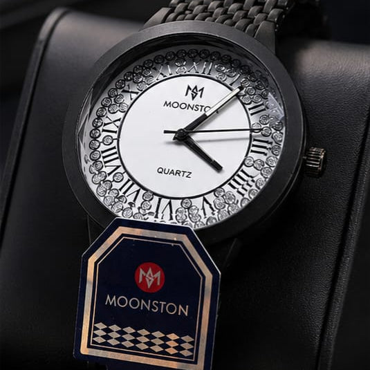MOONSTON BLACK WATCH WITH A LUXURY INTERIOR